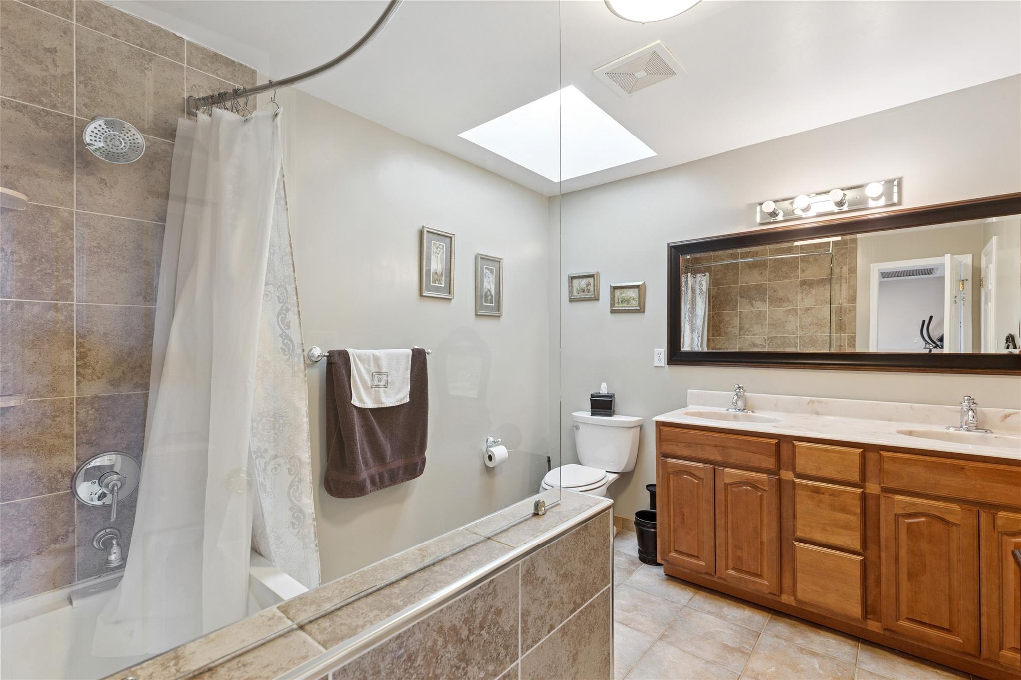 Single Family Greene  Suffolk County, NY 11757, MLS-861518-26