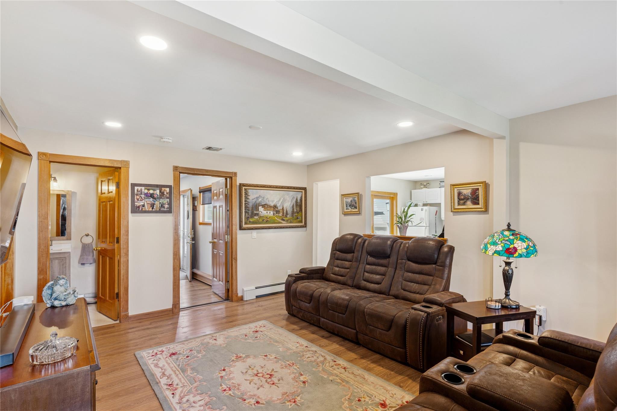 Single Family Greene  Suffolk County, NY 11757, MLS-861518-4
