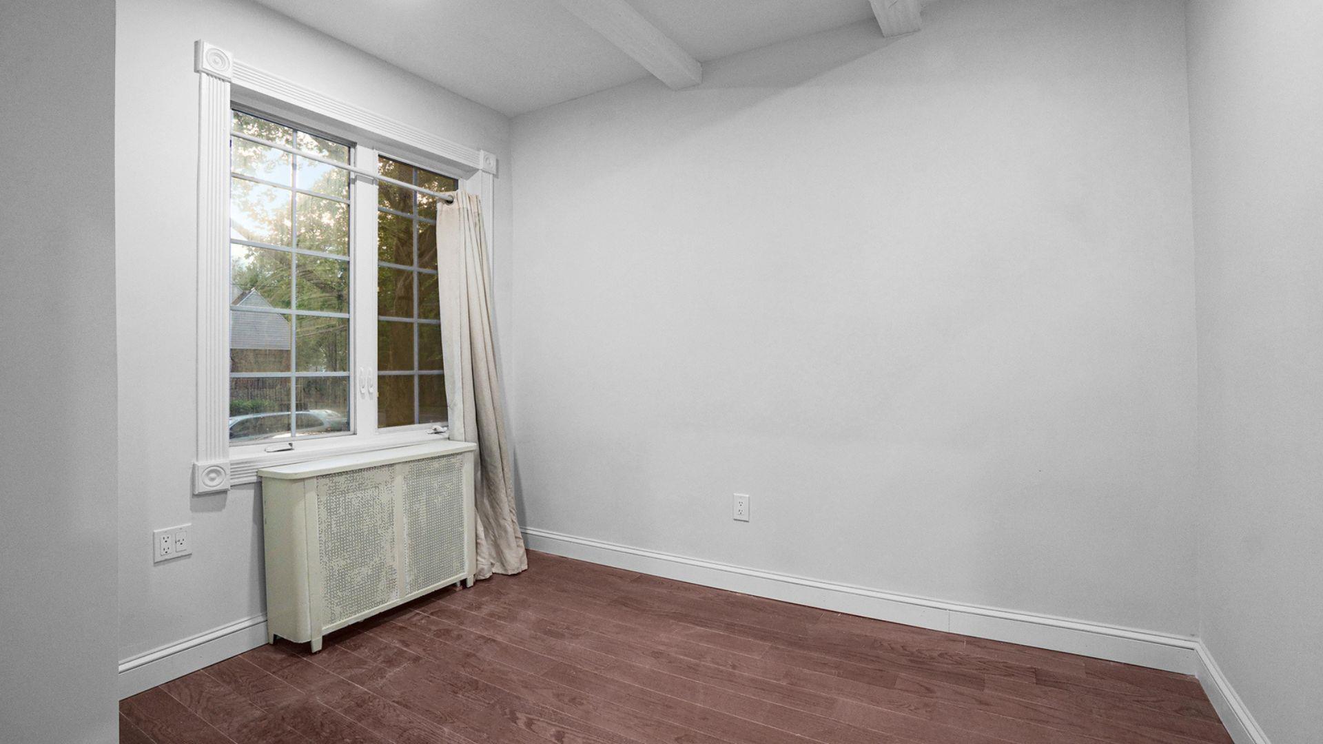Single Family East 40th Street  Brooklyn, NY 11203, MLS-861531-13
