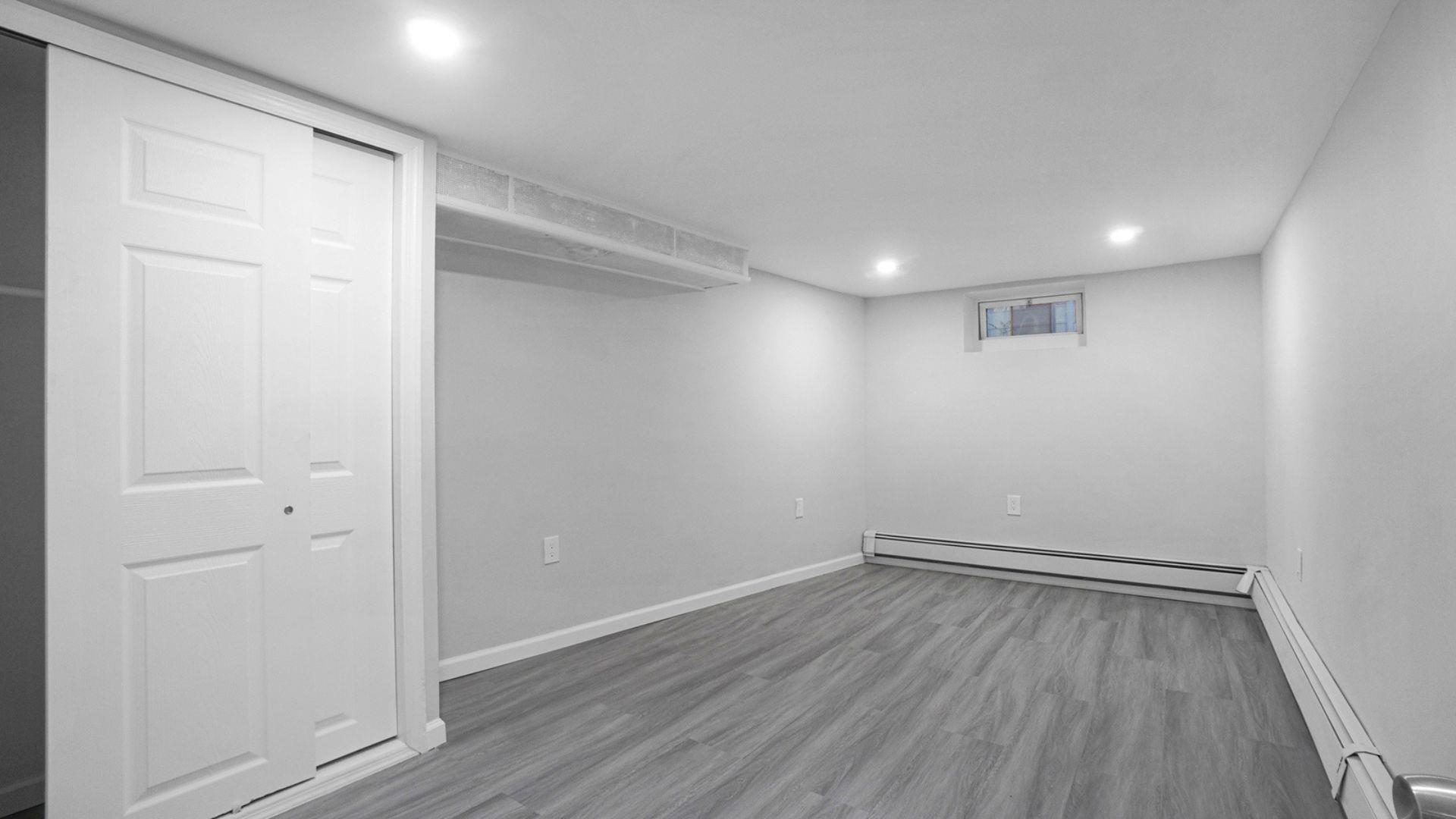 Single Family East 40th Street  Brooklyn, NY 11203, MLS-861531-16