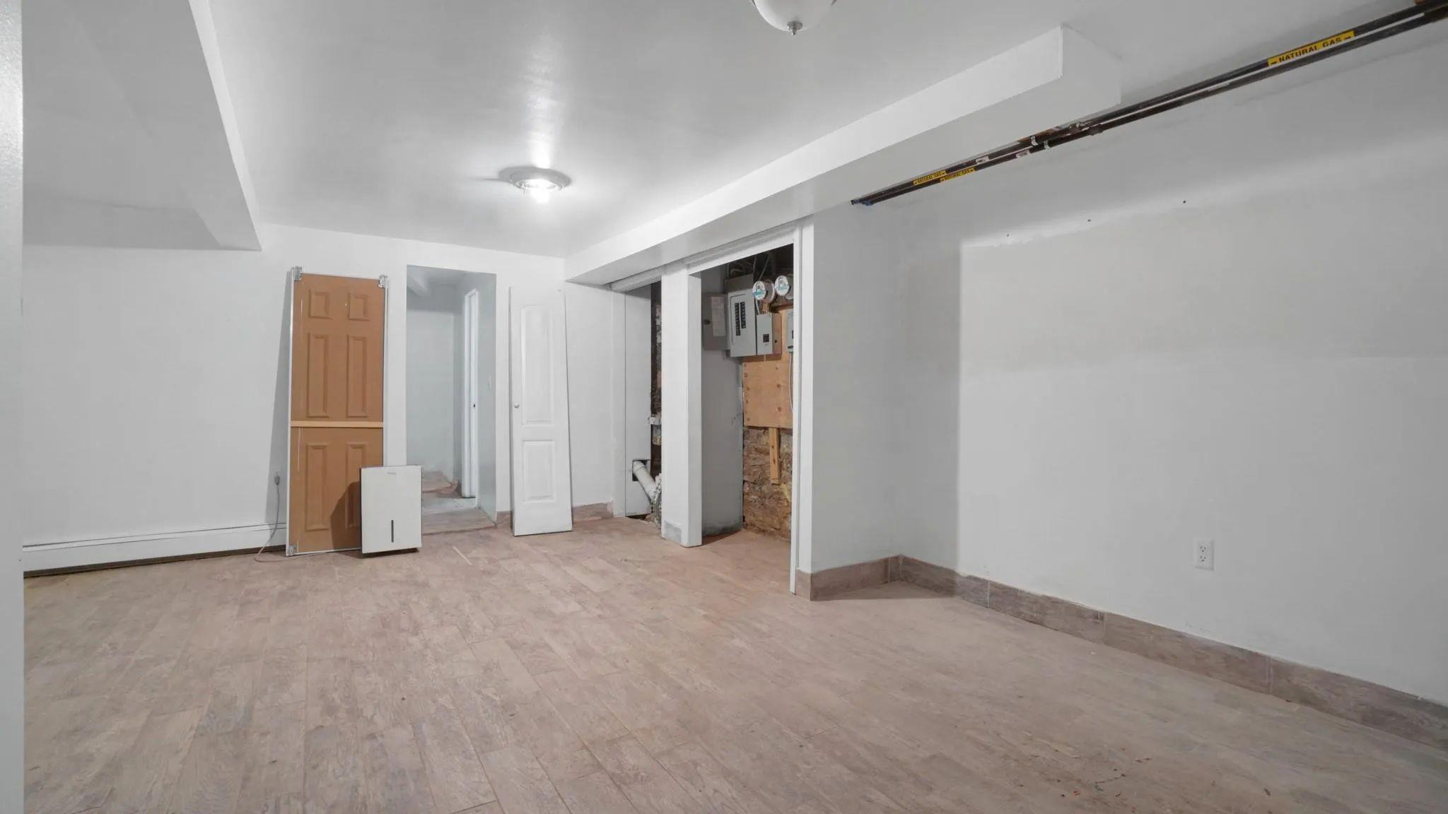 Single Family Anthony  Bronx, NY 10457, MLS-861534-16