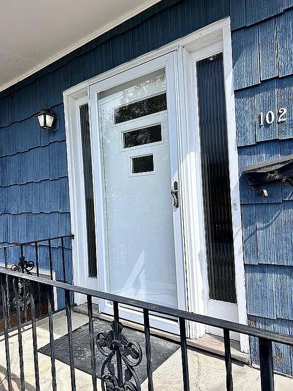 Single Family Maple  Westchester County, NY 10520, MLS-861538-3