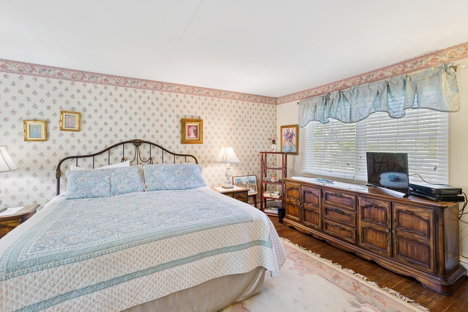 Single Family Woodside  Suffolk County, NY 11772, MLS-861540-29