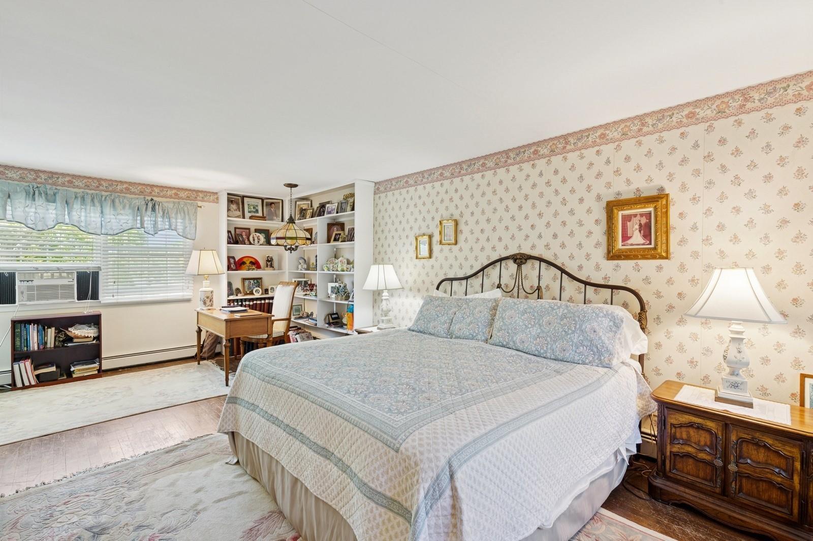 Single Family Woodside  Suffolk County, NY 11772, MLS-861540-30