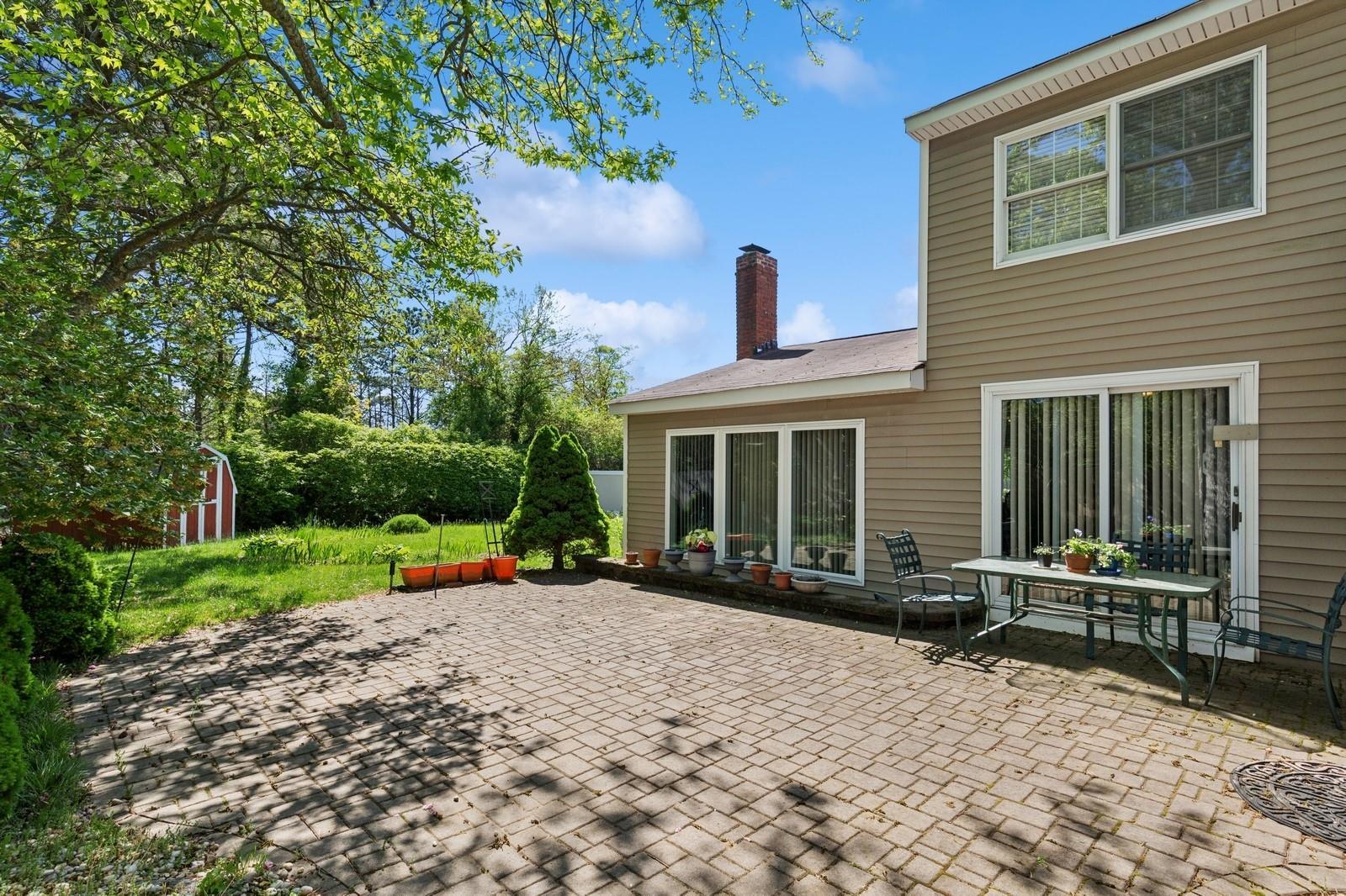 Single Family Woodside  Suffolk County, NY 11772, MLS-861540-43