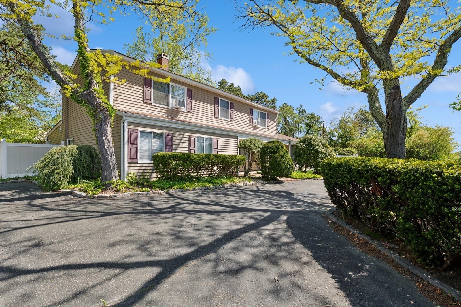 Single Family Woodside  Suffolk County, NY 11772, MLS-861540-50