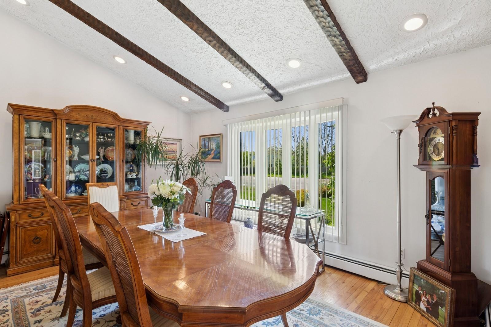 Single Family Woodside  Suffolk County, NY 11772, MLS-861540-7
