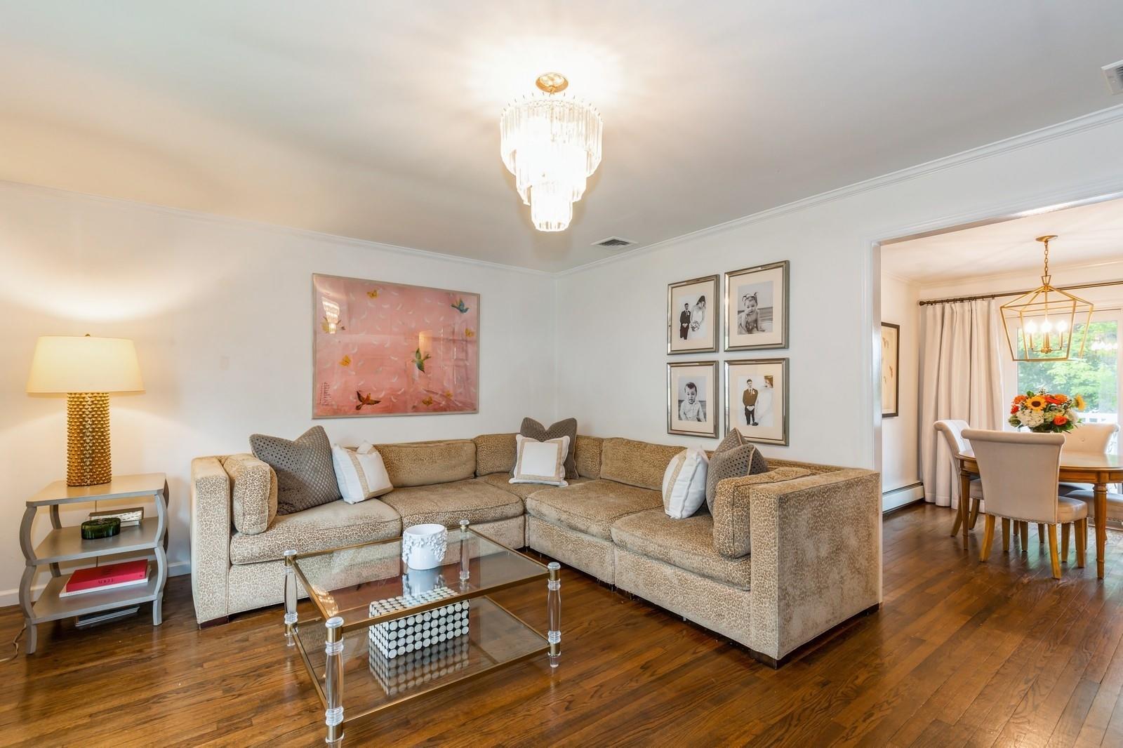 Single Family Schoenfeld  Suffolk County, NY 11772, MLS-861542-6
