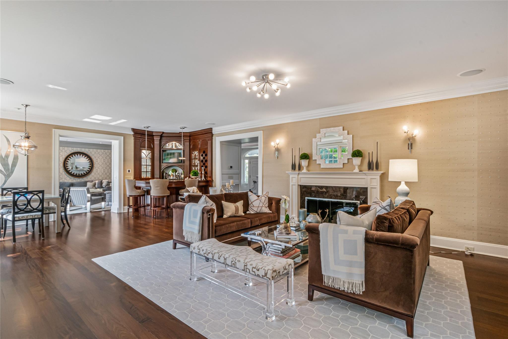 Single Family Old Wheatley  Nassau County, NY 11545, MLS-861546-6
