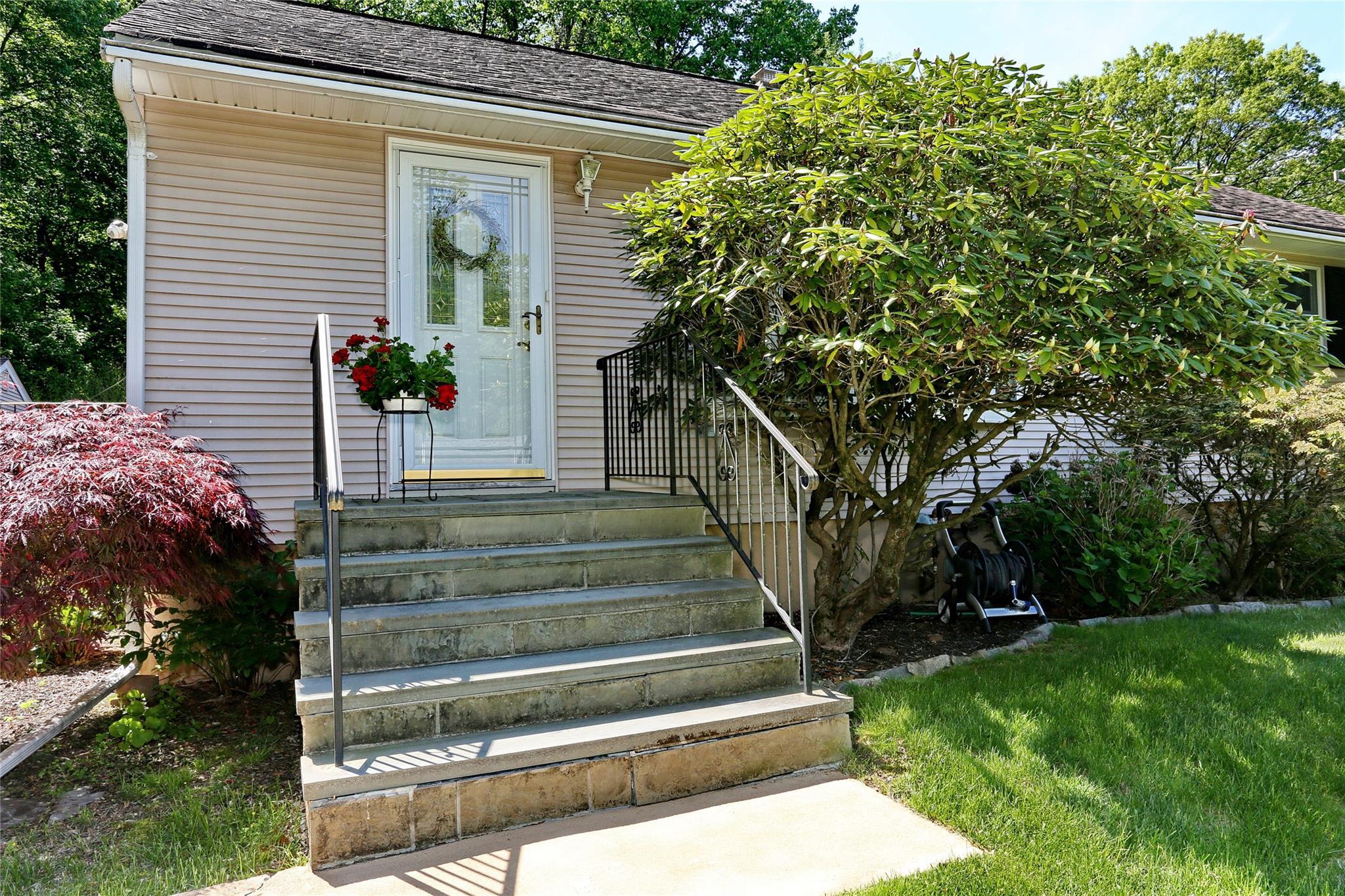 Single Family Bell  Rockland County, NY 10977, MLS-861547-2
