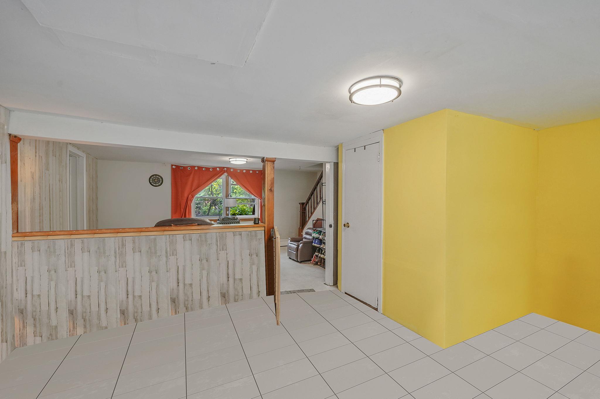 Single Family Queen  Suffolk County, NY 11789, MLS-861565-26
