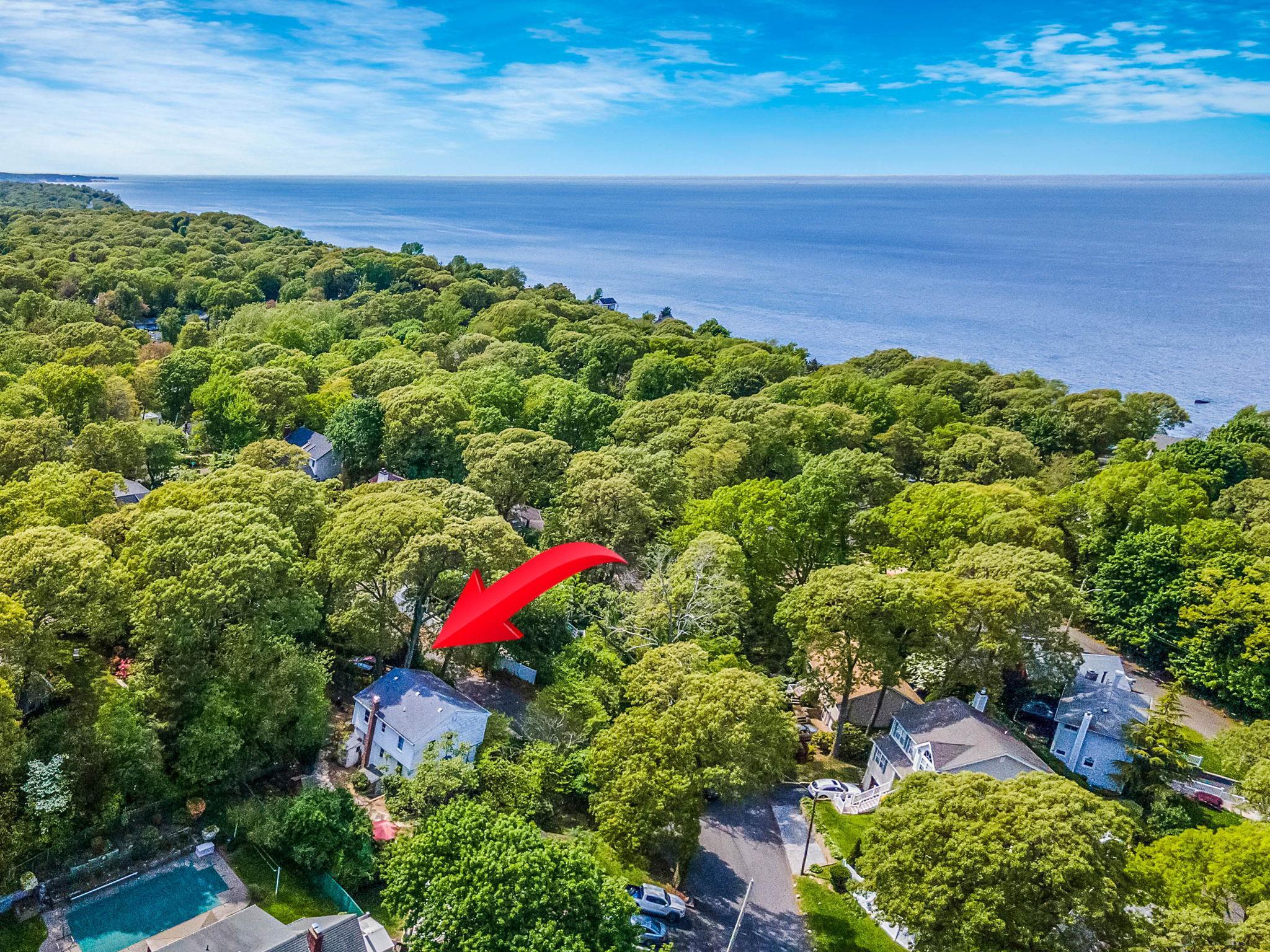 Single Family Queen  Suffolk County, NY 11789, MLS-861565-35