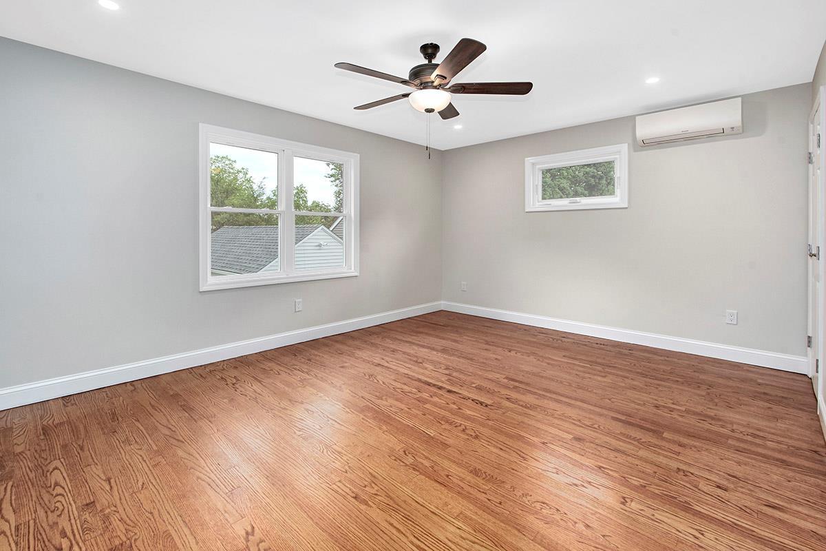 Single Family Locust  Westchester County, NY 10595, MLS-861568-10