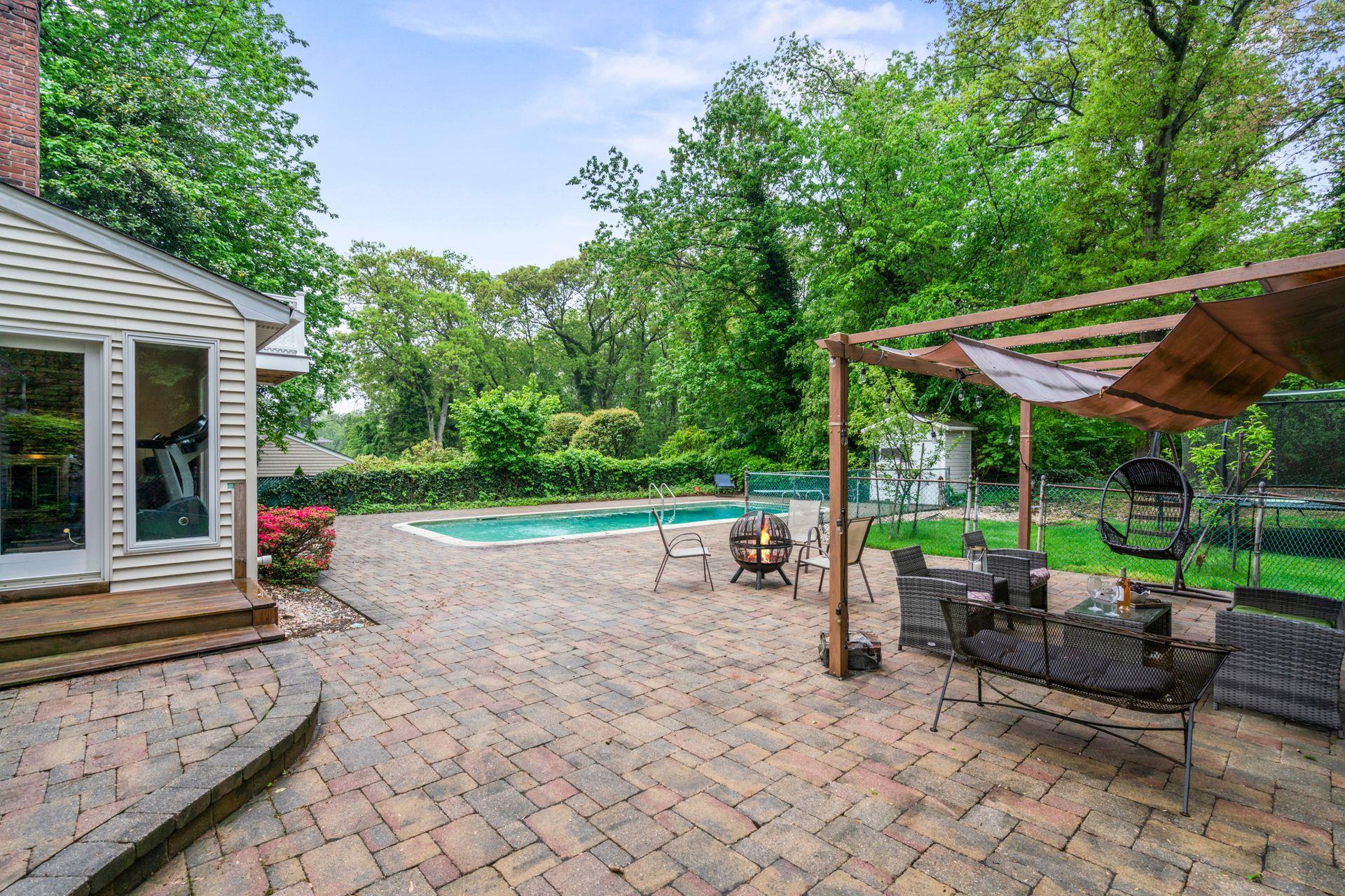 Single Family Skyline  Suffolk County, NY 11743, MLS-861570-2