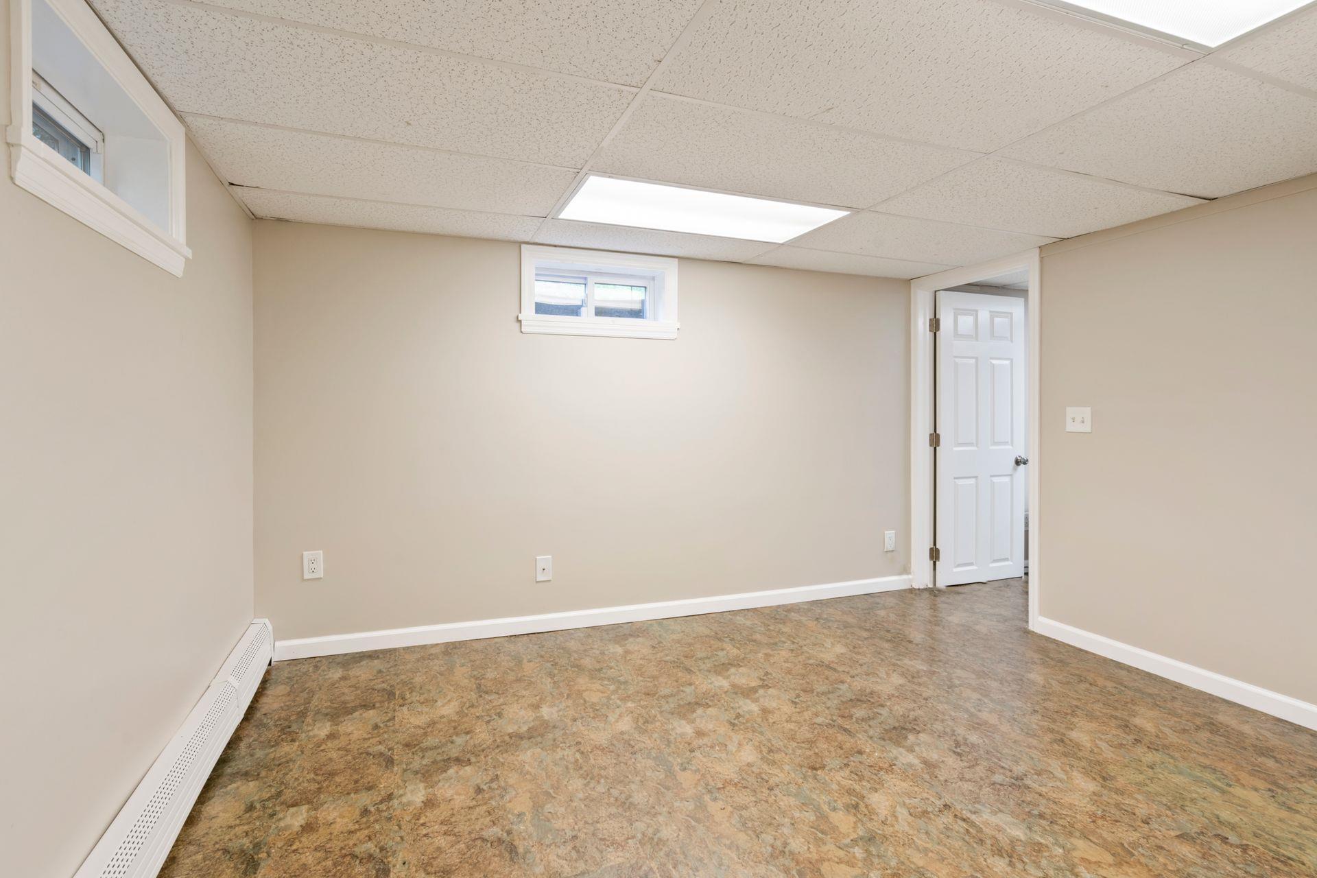 Single Family Skyline  Suffolk County, NY 11743, MLS-861570-25