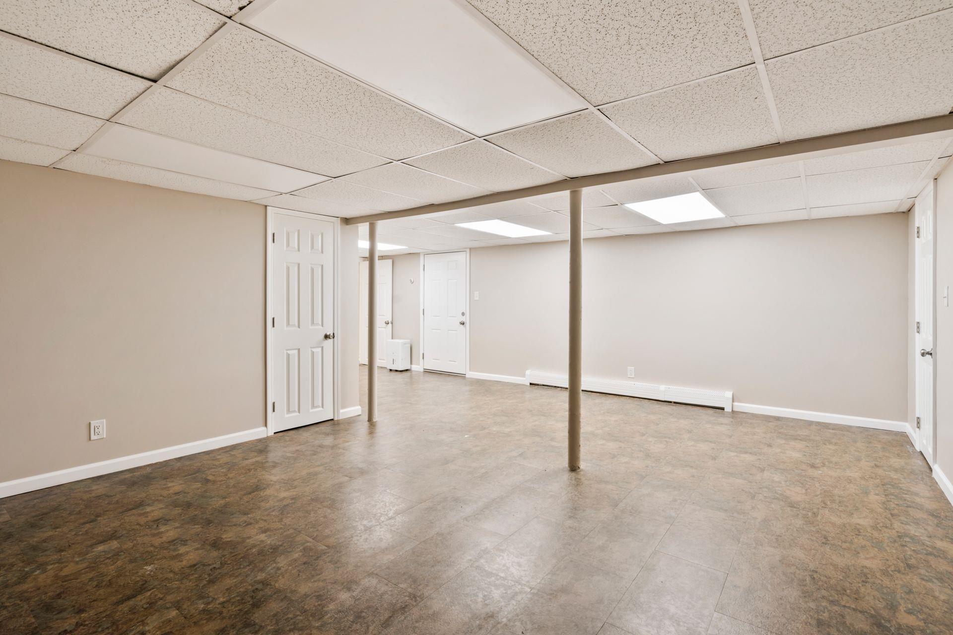 Single Family Skyline  Suffolk County, NY 11743, MLS-861570-26