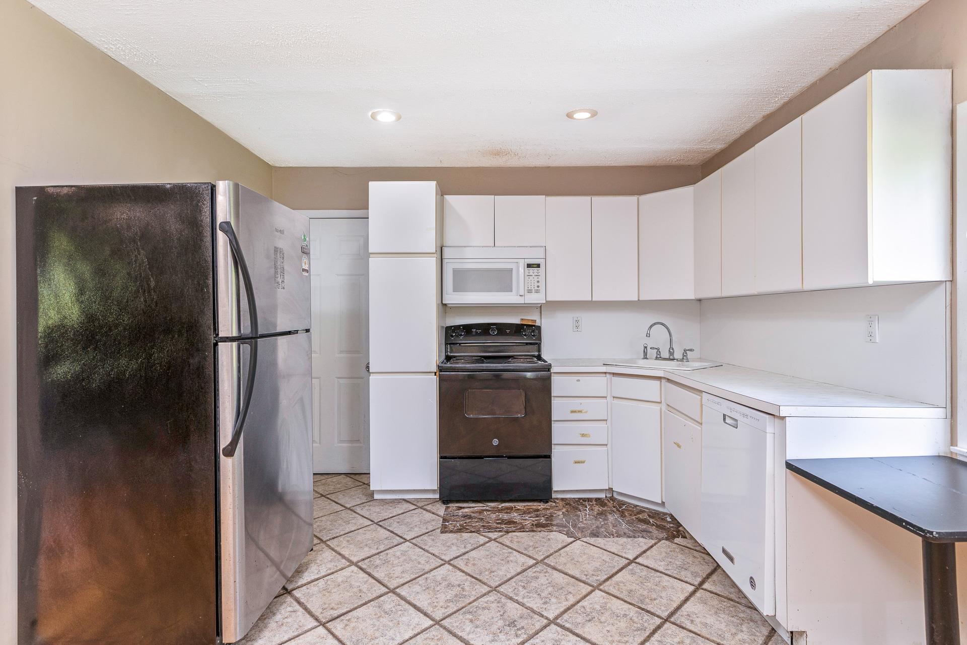 Single Family Hawkins  Suffolk County, NY 11790, MLS-861590-8