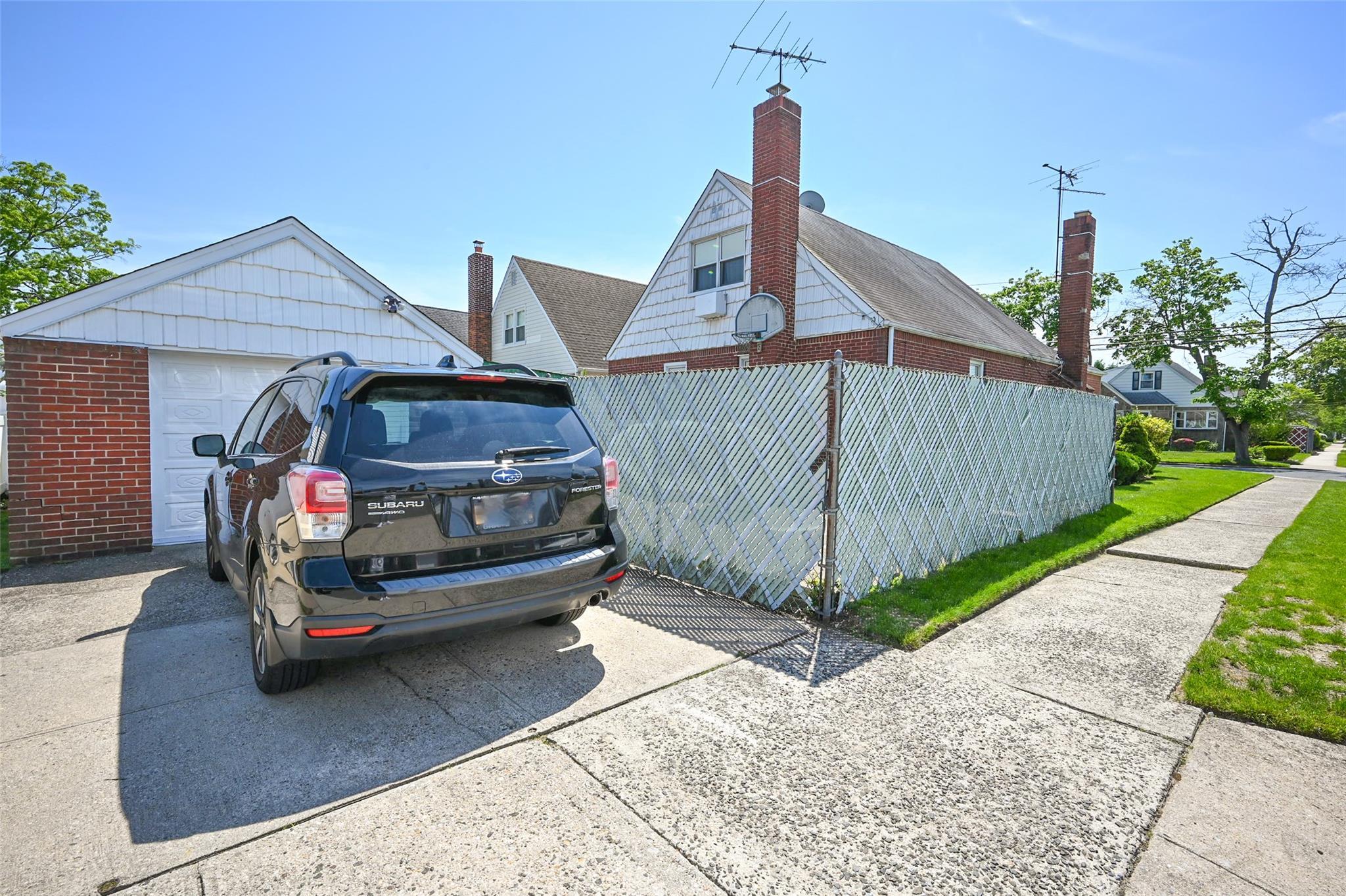 Single Family Terrace  Nassau County, NY 11040, MLS-861593-21