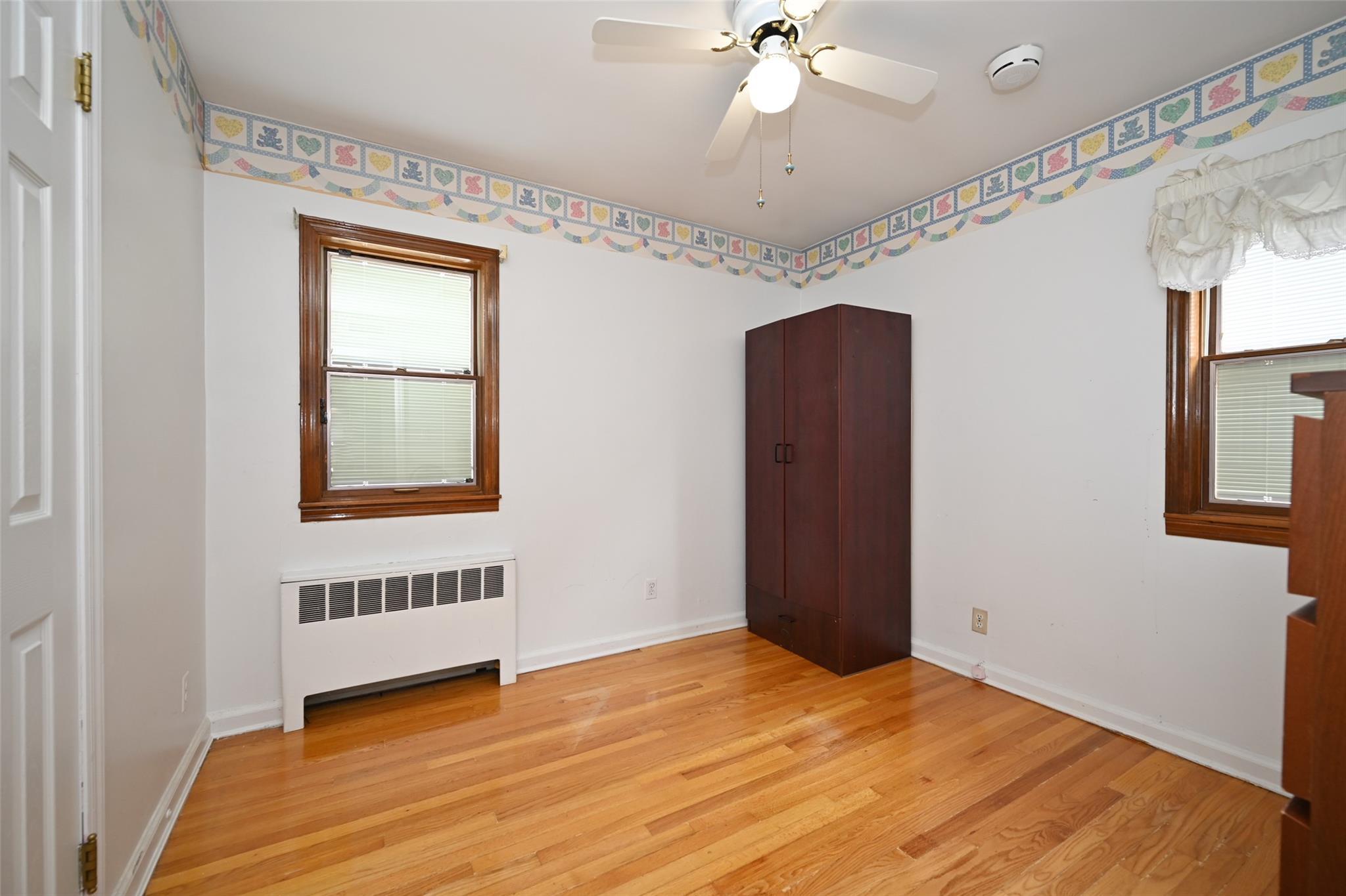 Single Family Terrace  Nassau County, NY 11040, MLS-861593-9