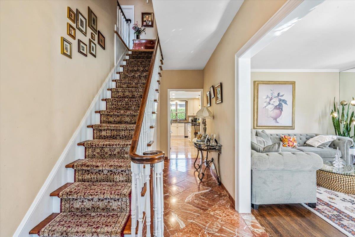Single Family 214th  Queens, NY 11360, MLS-861610-16