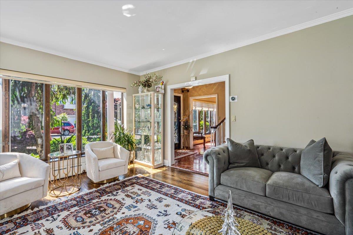 Single Family 214th  Queens, NY 11360, MLS-861610-19