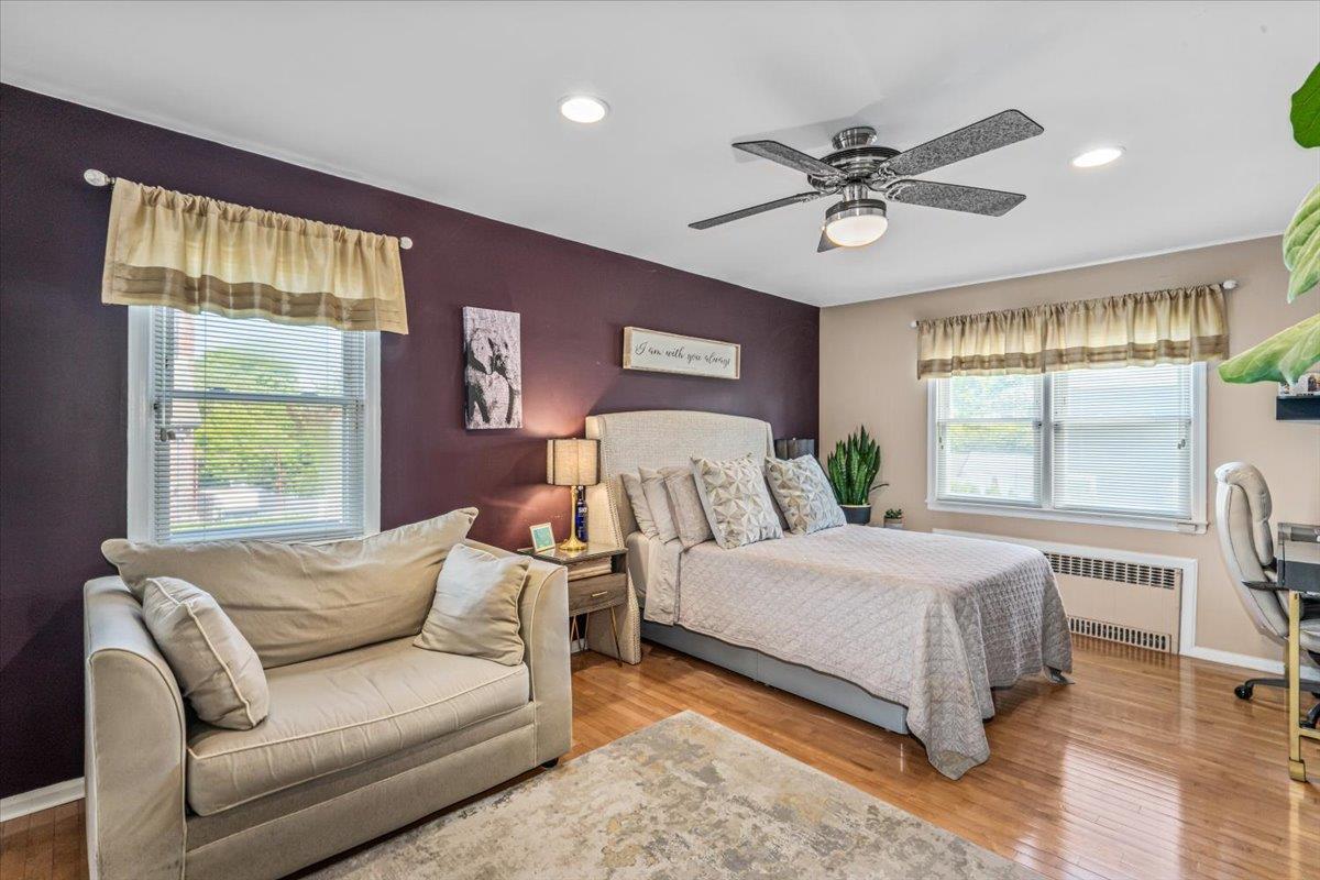Single Family 214th  Queens, NY 11360, MLS-861610-36