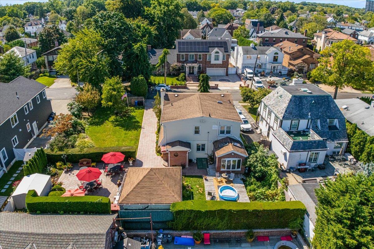 Single Family 214th  Queens, NY 11360, MLS-861610-4