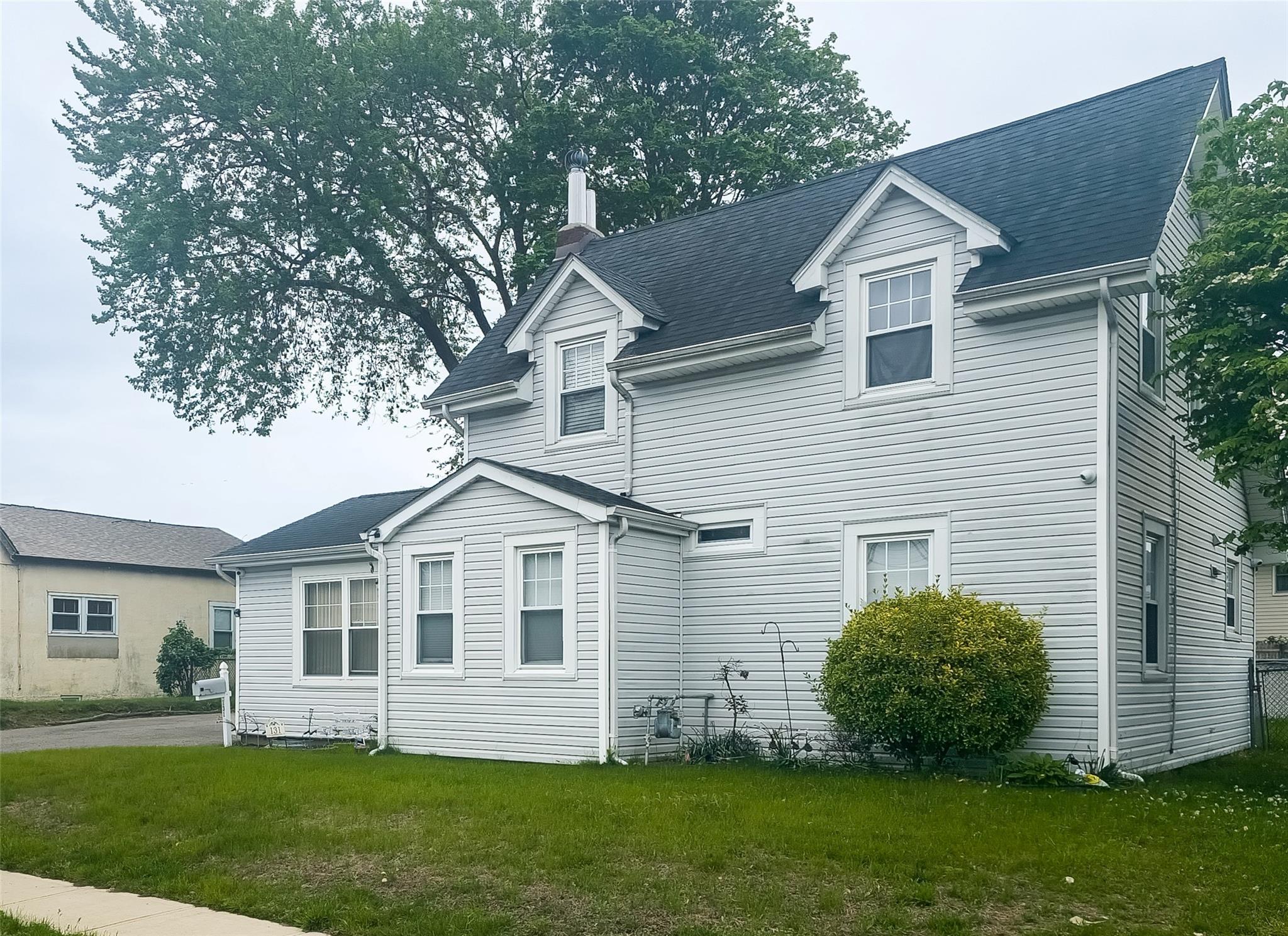 Single Family Alhambra  Suffolk County, NY 11757, MLS-861611-2