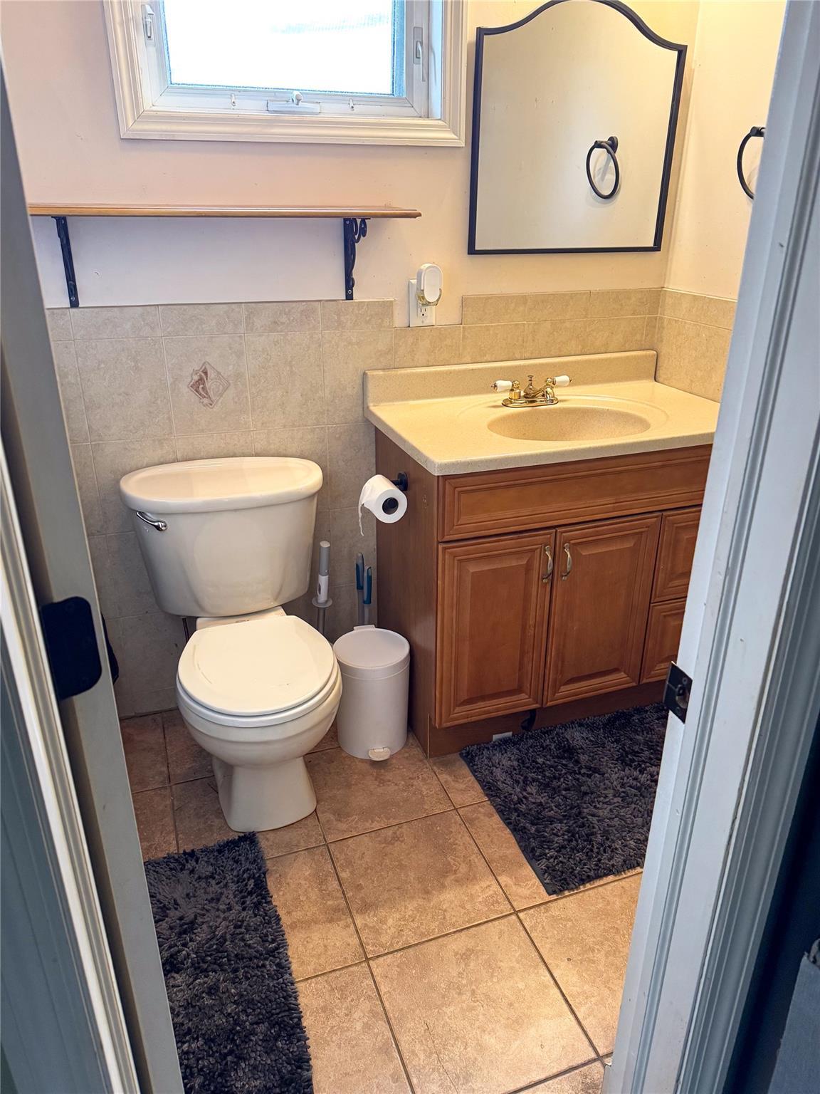 Single Family Alhambra  Suffolk County, NY 11757, MLS-861611-8