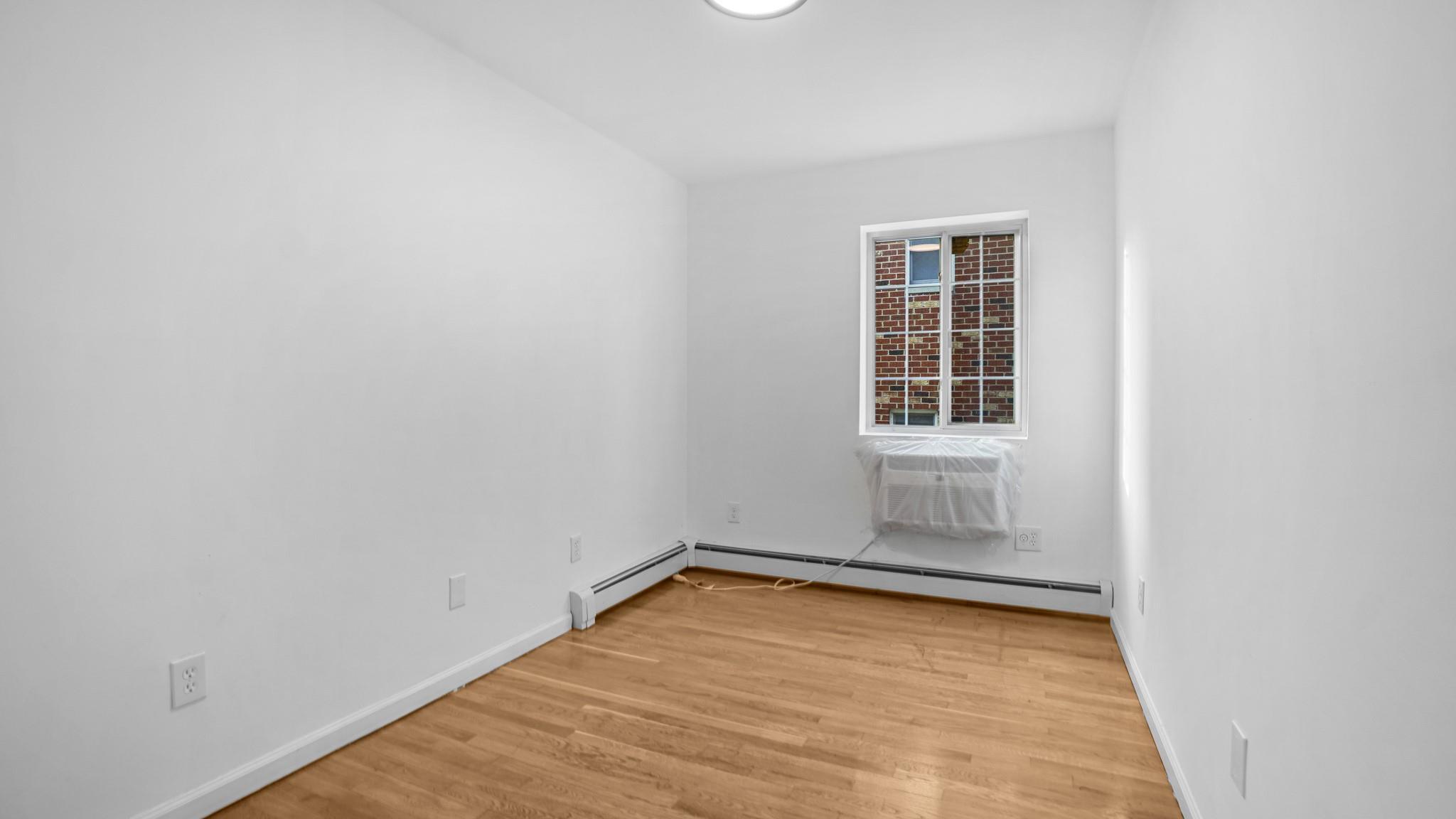 Single Family Clarence  Bronx, NY 10465, MLS-861622-19