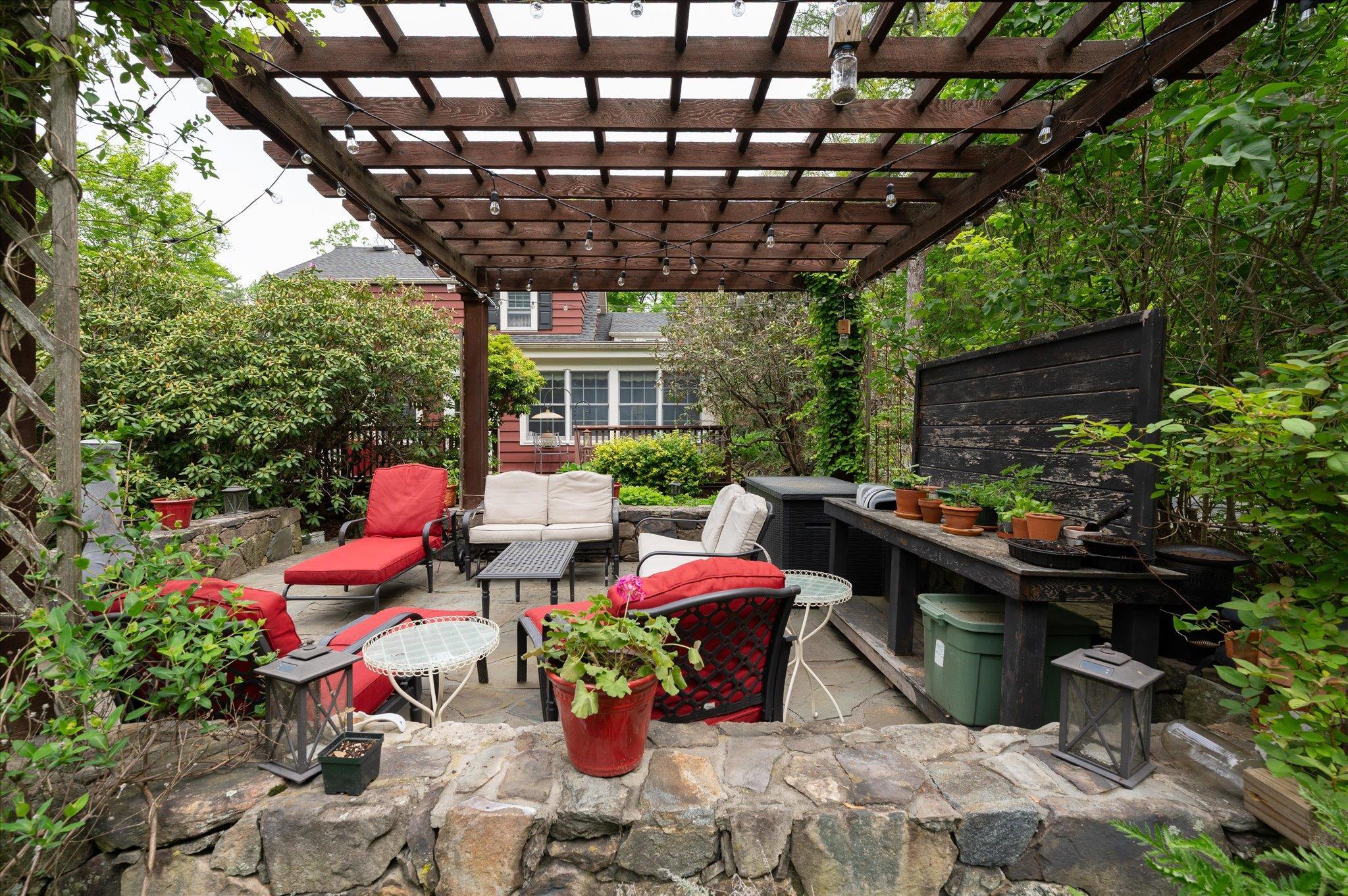 Single Family Granite Springs  Westchester County, NY 10527, MLS-861636-32