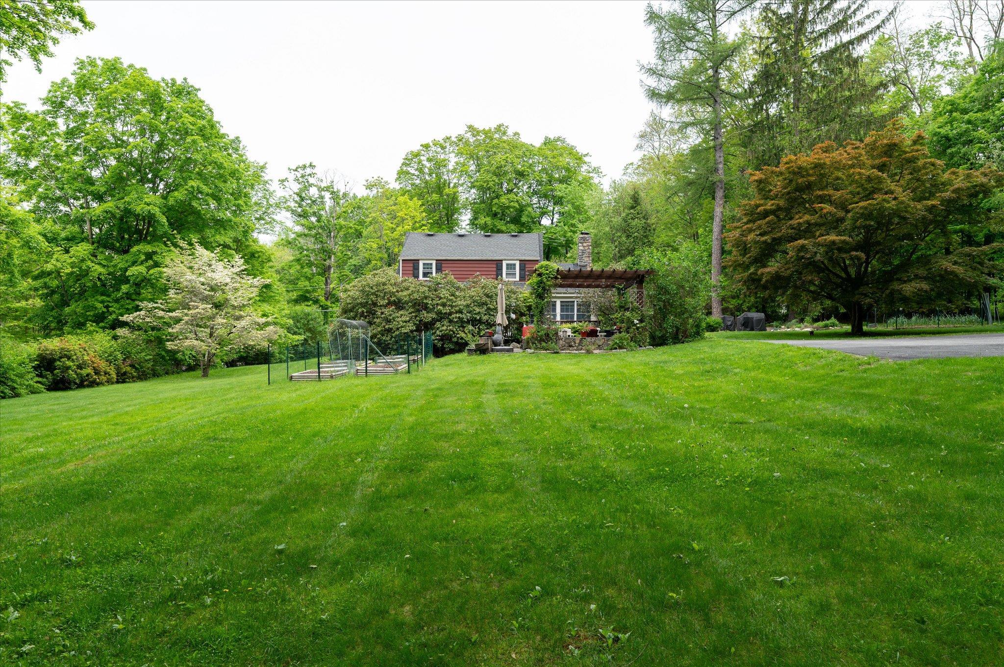 Single Family Granite Springs  Westchester County, NY 10527, MLS-861636-33