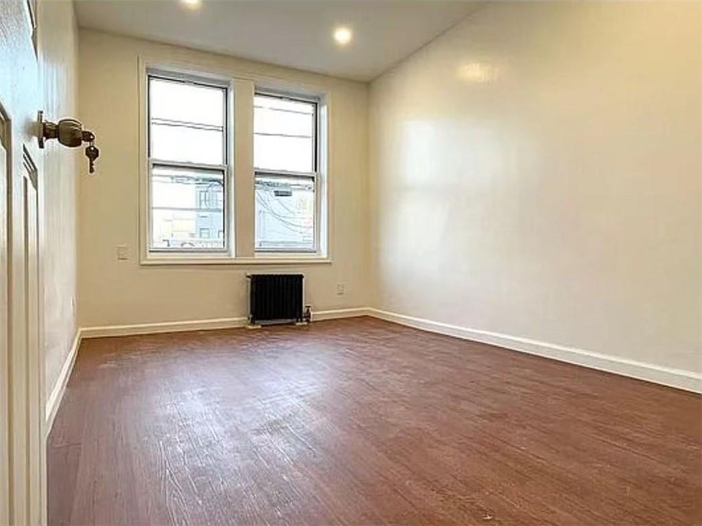Commercial Sale Flatbush  Brooklyn, NY 11210, MLS-861658-7