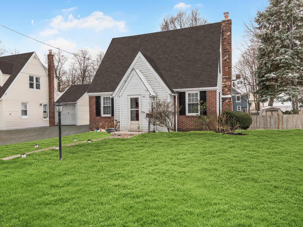 Single Family Mount Pleasant  Westchester County, NY 10703, MLS-861659-2