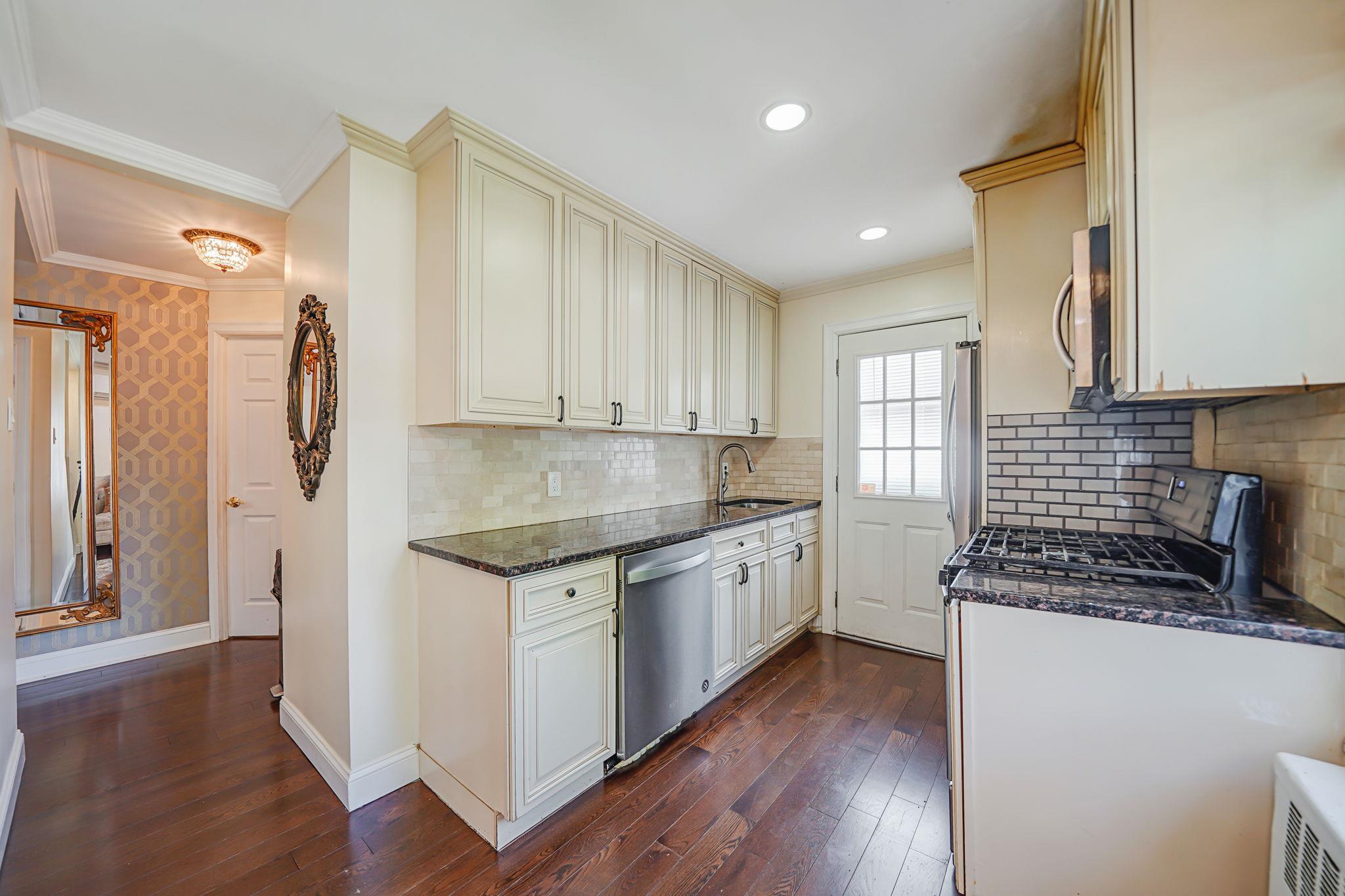 Single Family 170th  Queens, NY 11365, MLS-861660-10