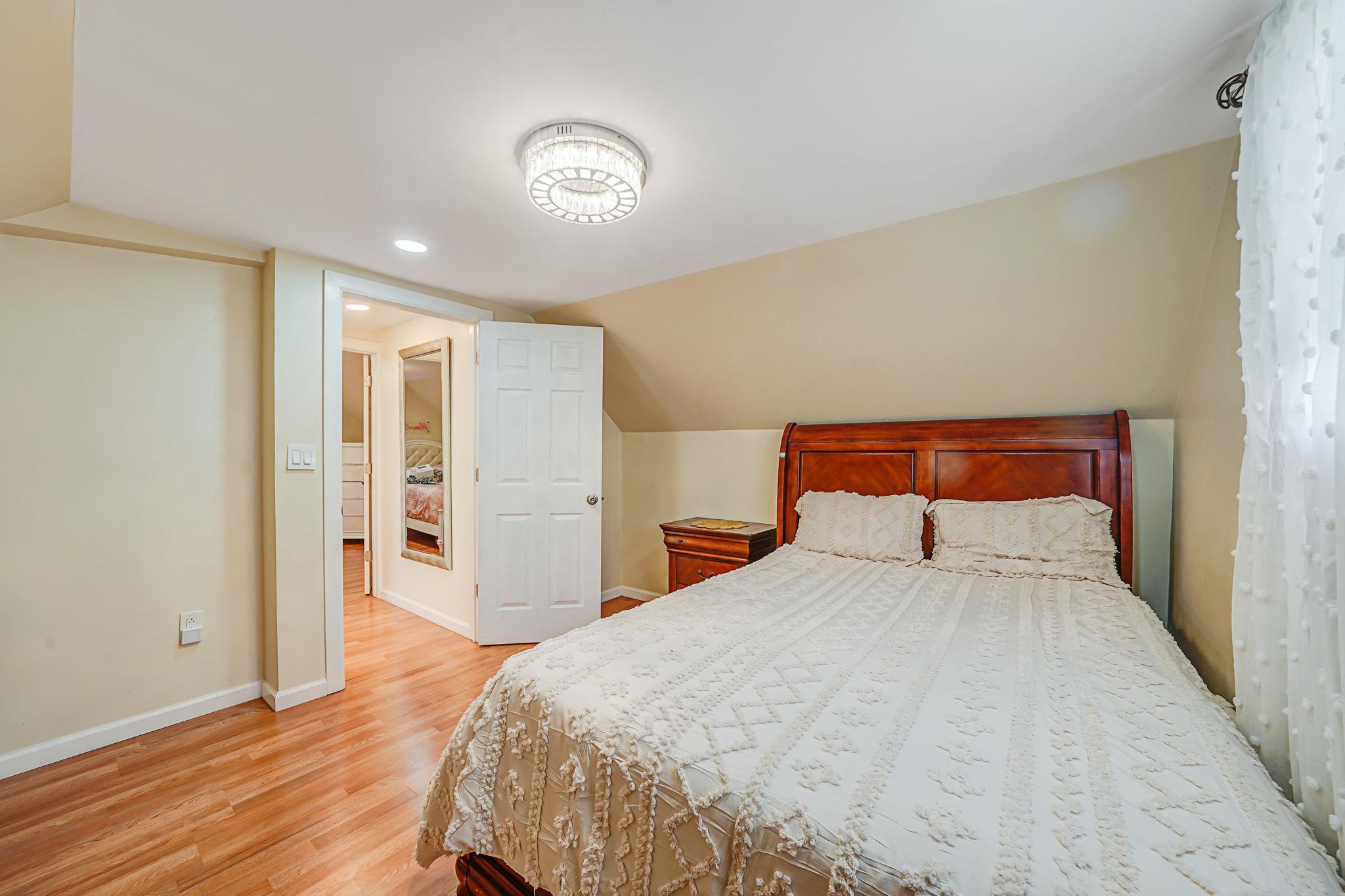 Single Family 170th  Queens, NY 11365, MLS-861660-16