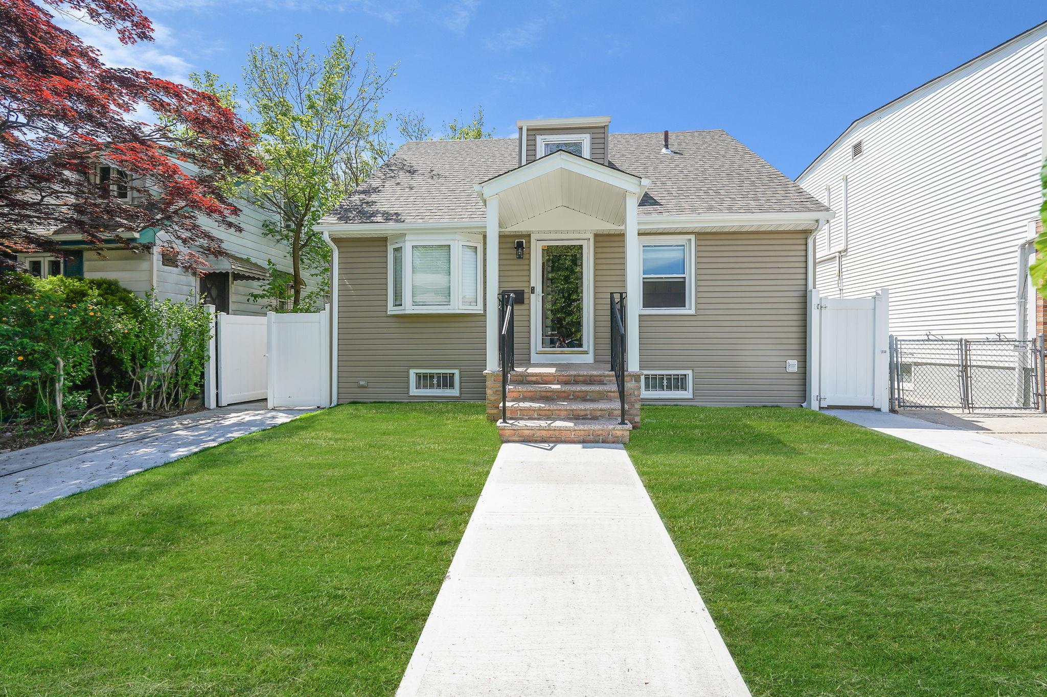 Single Family 170th  Queens, NY 11365, MLS-861660-2