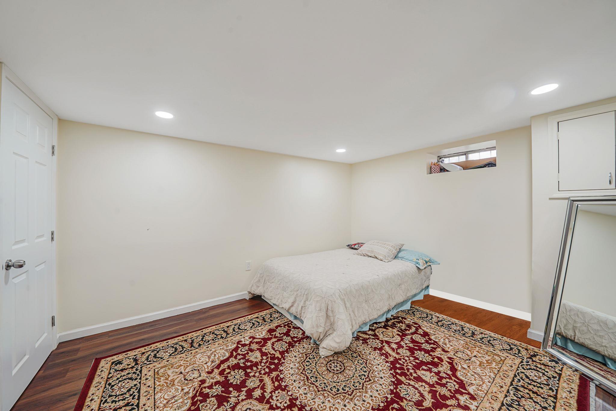 Single Family 170th  Queens, NY 11365, MLS-861660-26