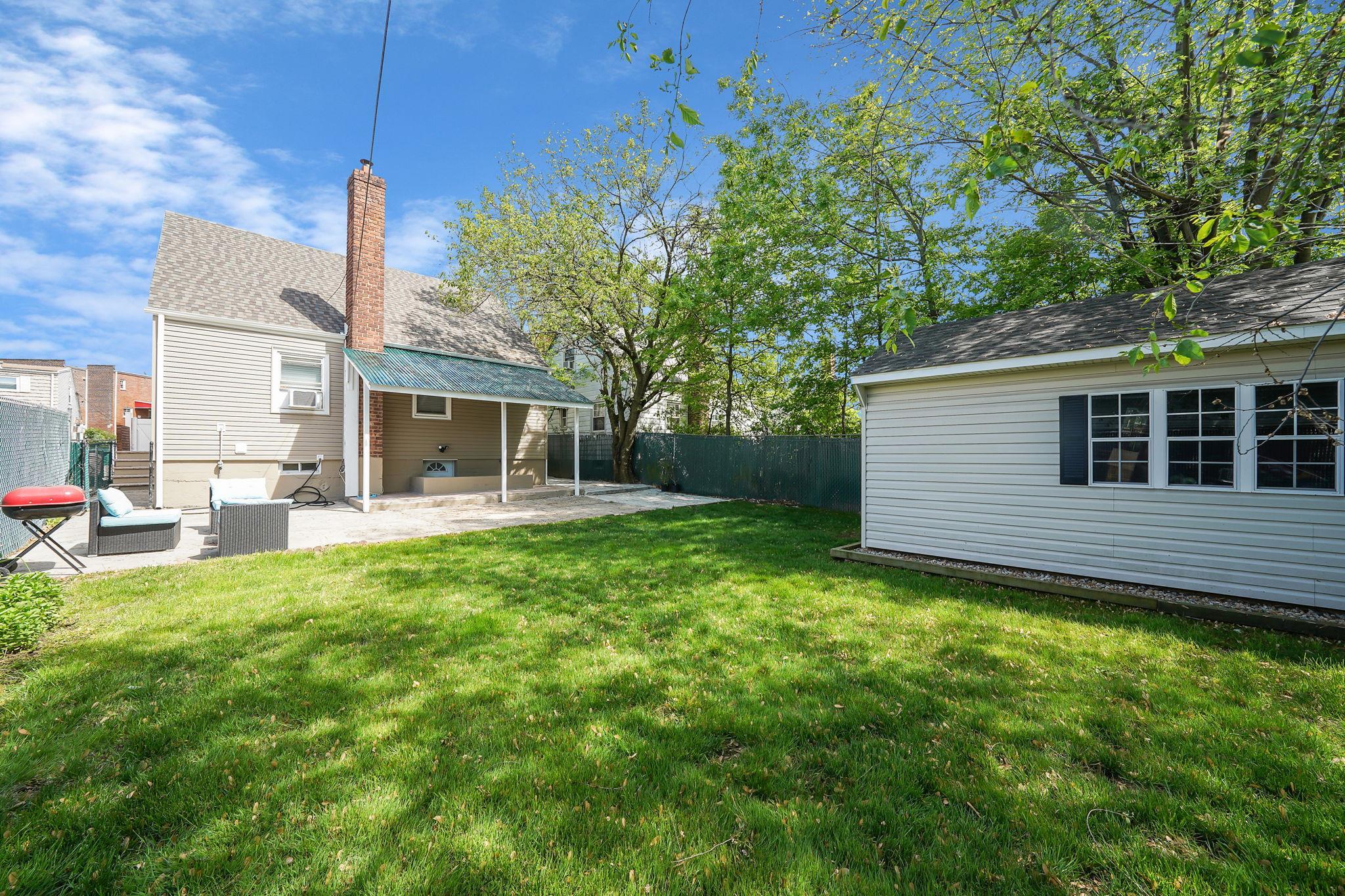Single Family 170th  Queens, NY 11365, MLS-861660-33