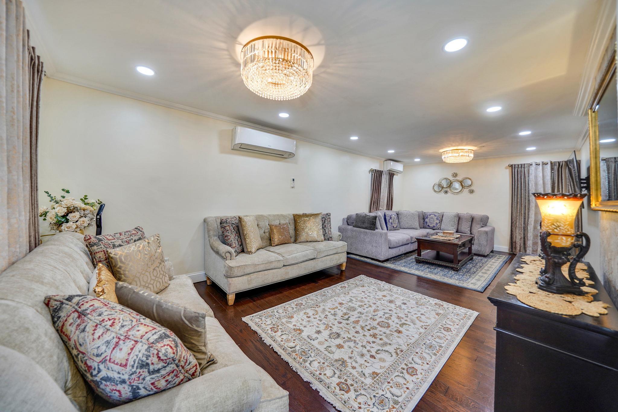 Single Family 170th  Queens, NY 11365, MLS-861660-6