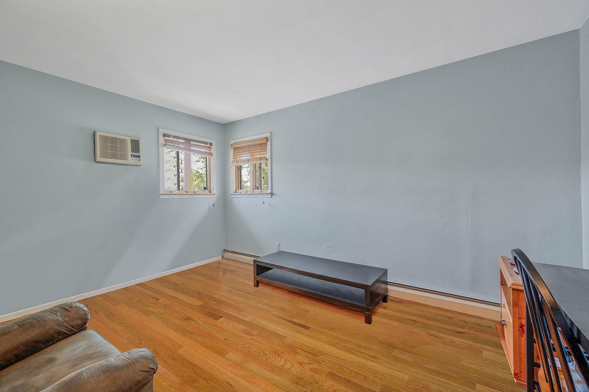 Single Family Waverly  Suffolk County, NY 11742, MLS-861665-34