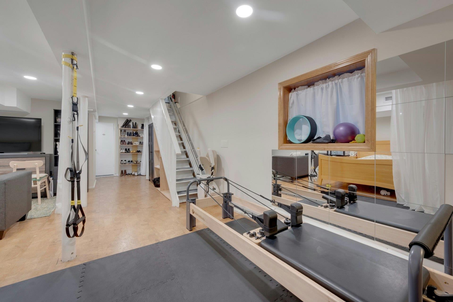 Single Family Faraday  Bronx, NY 10471, MLS-861679-32