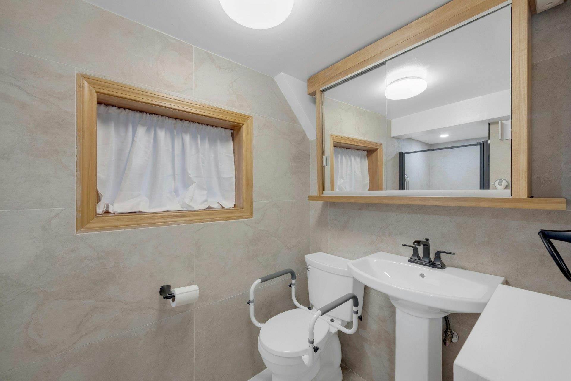 Single Family Faraday  Bronx, NY 10471, MLS-861679-34