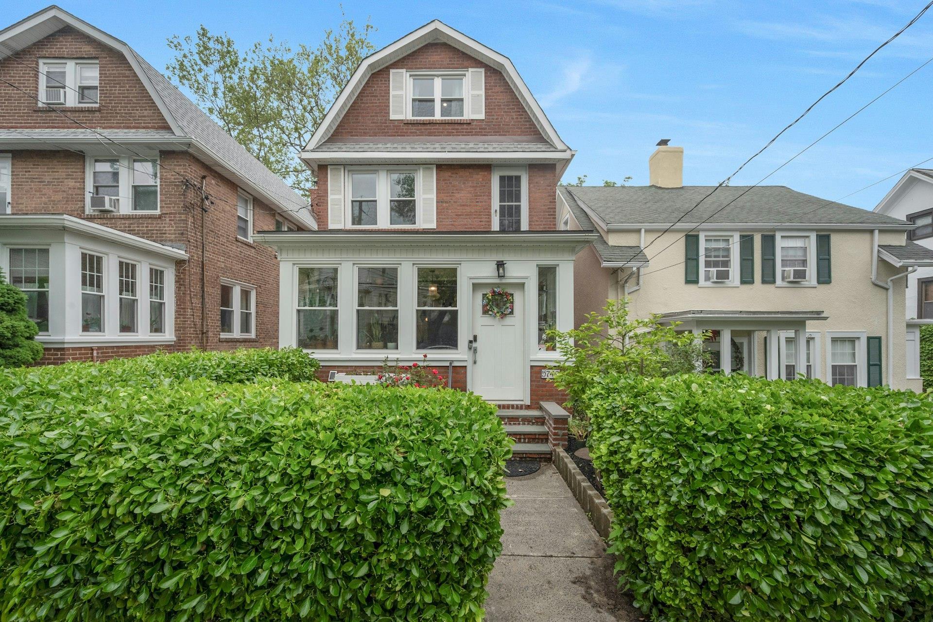Single Family Faraday  Bronx, NY 10471, MLS-861679-45