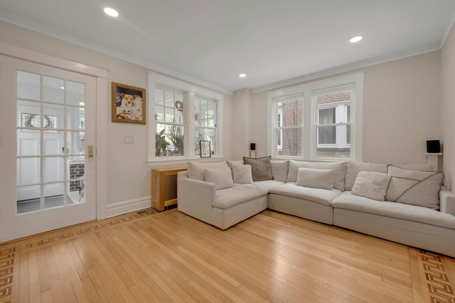 Single Family Faraday  Bronx, NY 10471, MLS-861679-7
