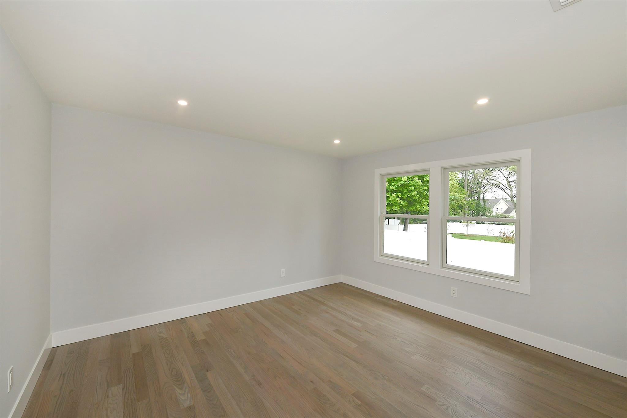 Single Family Elmwood  Suffolk County, NY 11704, MLS-861682-11