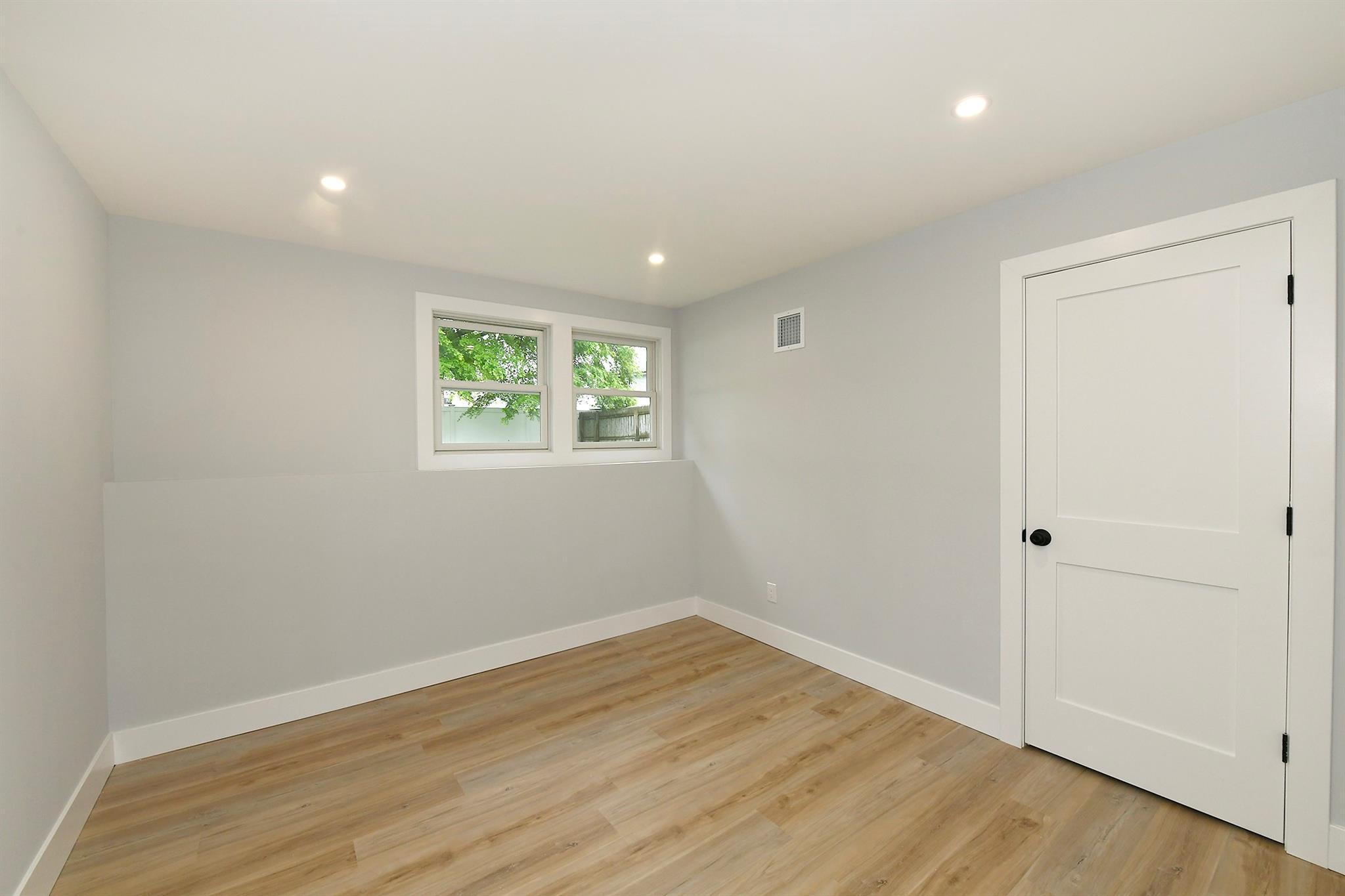 Single Family Elmwood  Suffolk County, NY 11704, MLS-861682-13