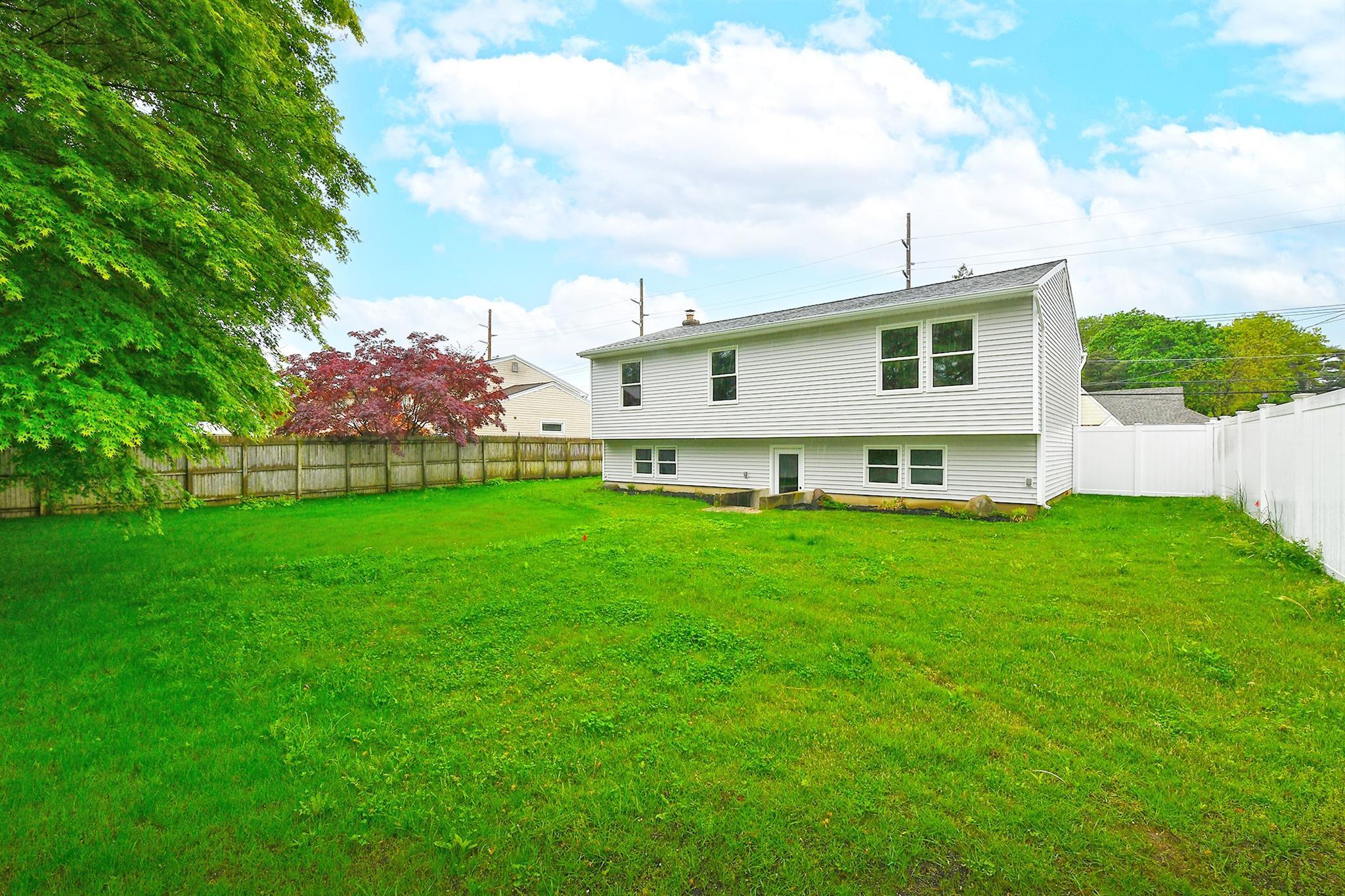 Single Family Elmwood  Suffolk County, NY 11704, MLS-861682-19