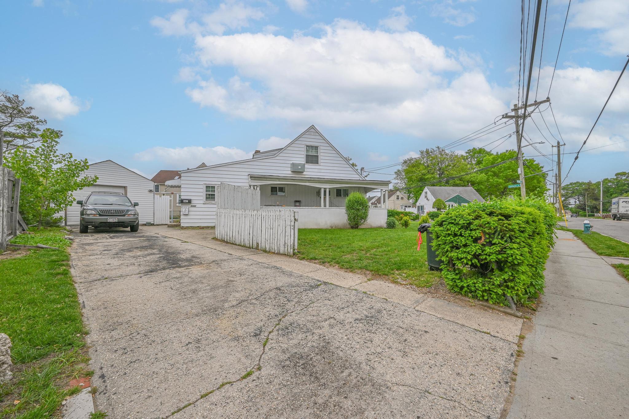Single Family Hook Creek  Nassau County, NY 11580, MLS-861687-19