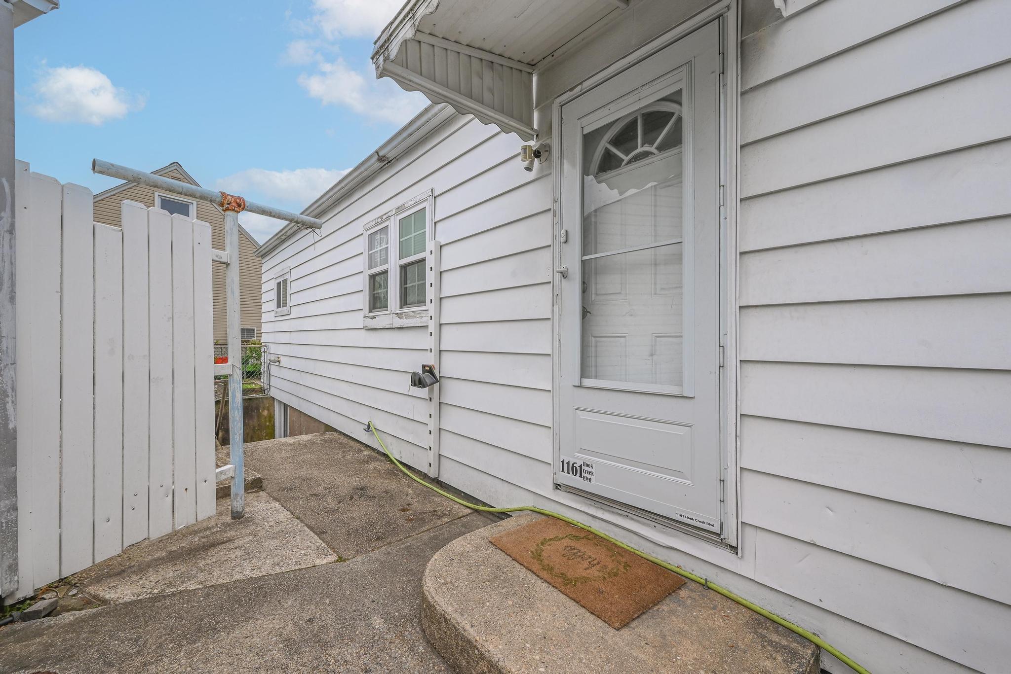 Single Family Hook Creek  Nassau County, NY 11580, MLS-861687-3
